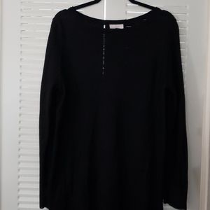 Black long-sleeve tunic sweater